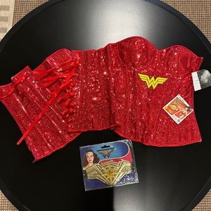 Wonder Woman Accesories
